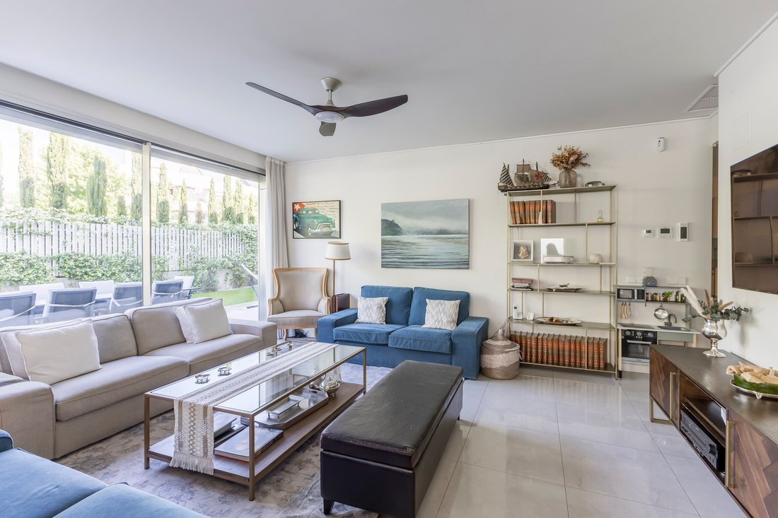 Apartment in Pozuelo de Alarcon, Comunidad de Madrid, Spain 5 - 18023751