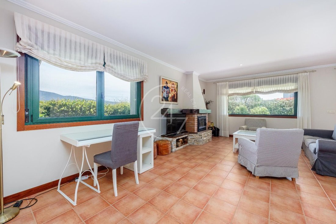 Villa in Tomino (District), Tomino, Spain 5 - 18022583
