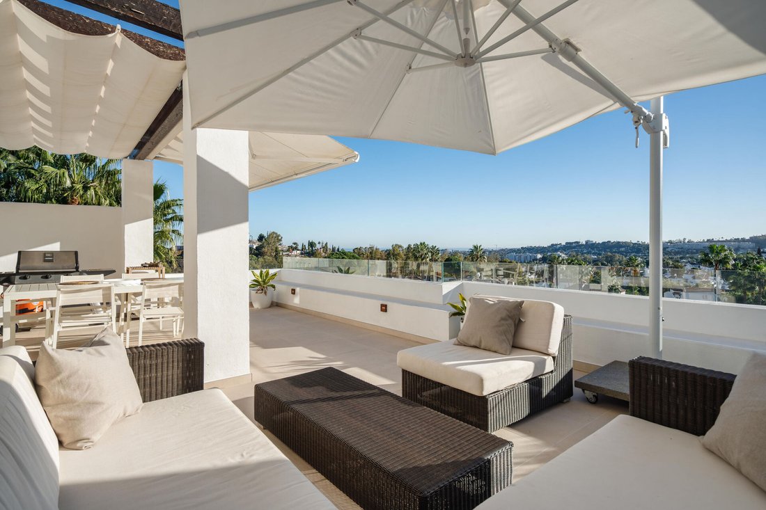 Penthouse in Nueva Andalucia, Marbella, Spain 1 - 17499651