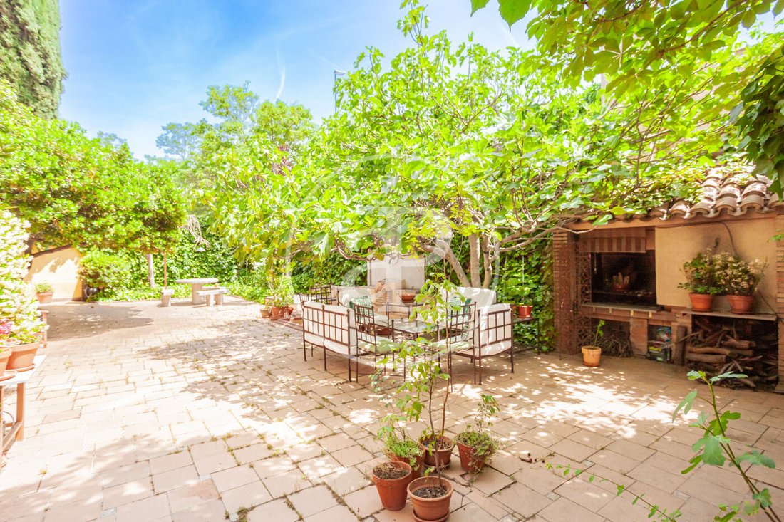 Villa in Las Rozas de Madrid, Comunidad de Madrid, Spain 2 - 18023804