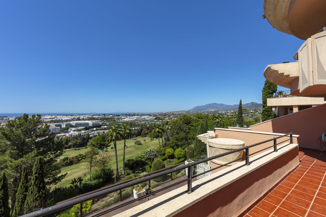Apartamento en Nueva Andalucía, Marbella, España 1 - 18025497
