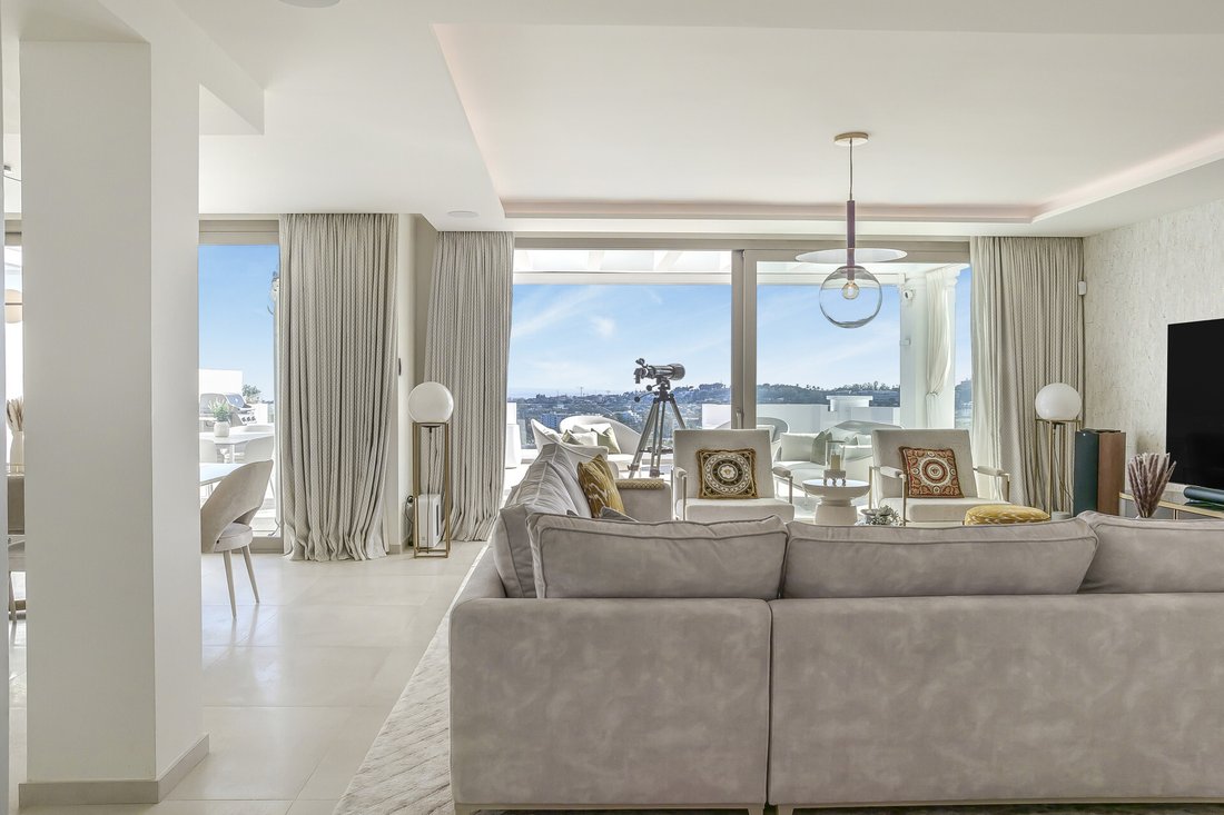 Wohnung in Nueva Andalucía, Marbella, Spanien 4 - 17308571