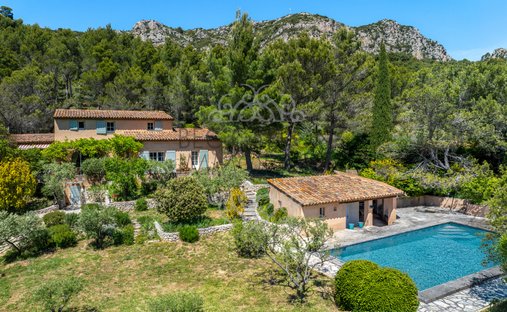 House in Granettes-Jauberte-Sainte Anne, Aix-en-Provence, France 1