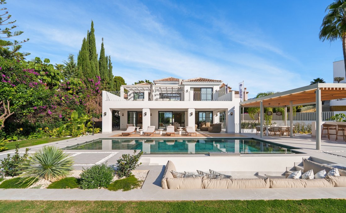 Villa in Marbella, Andalusia, Spain 2 - 17073105