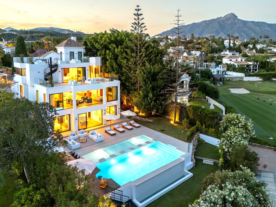 Villa in Marbella, Andalusia, Spain 1 - 17256931