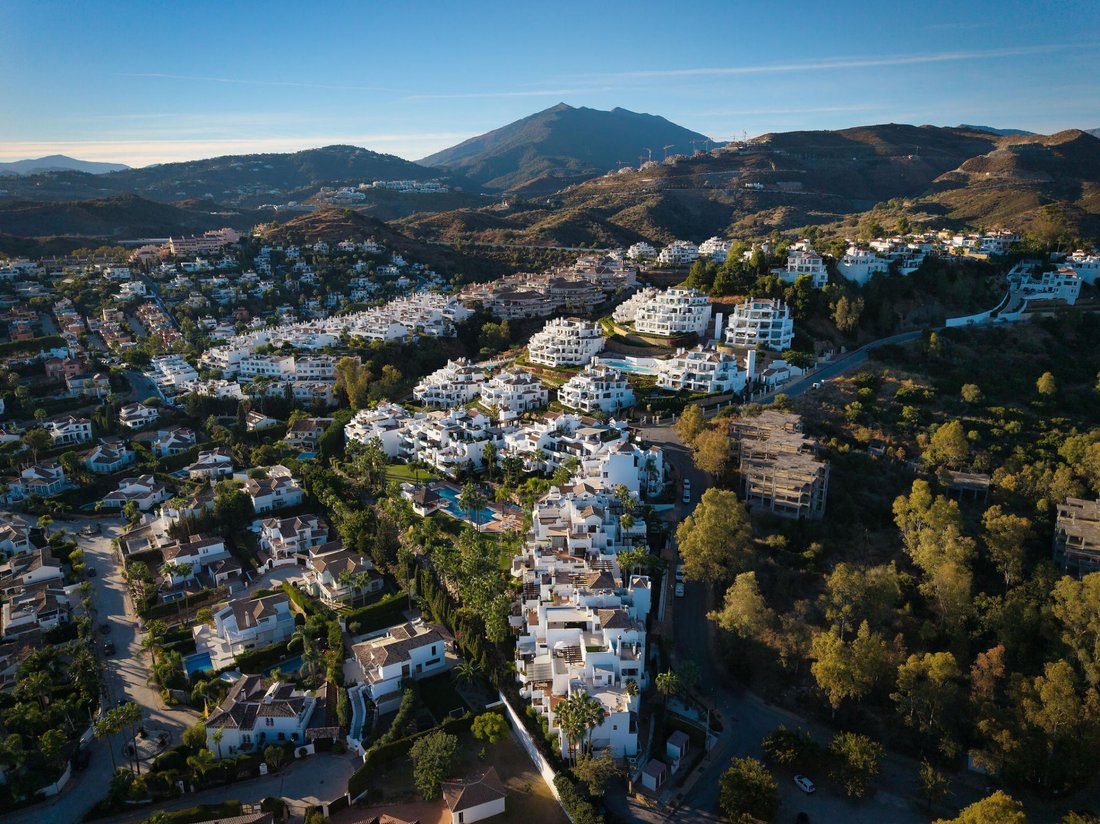 Penthouse in Marbella, Andalusia, Spain 5 - 17536887