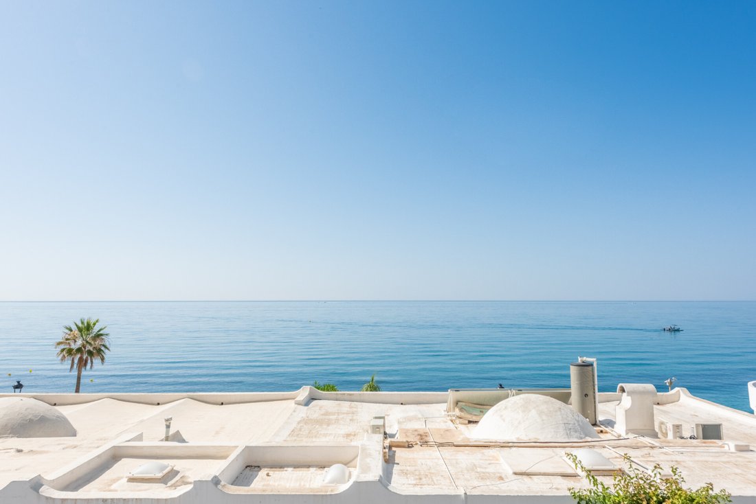 Villa in Marbella, Andalusia, Spain 4 - 17224933