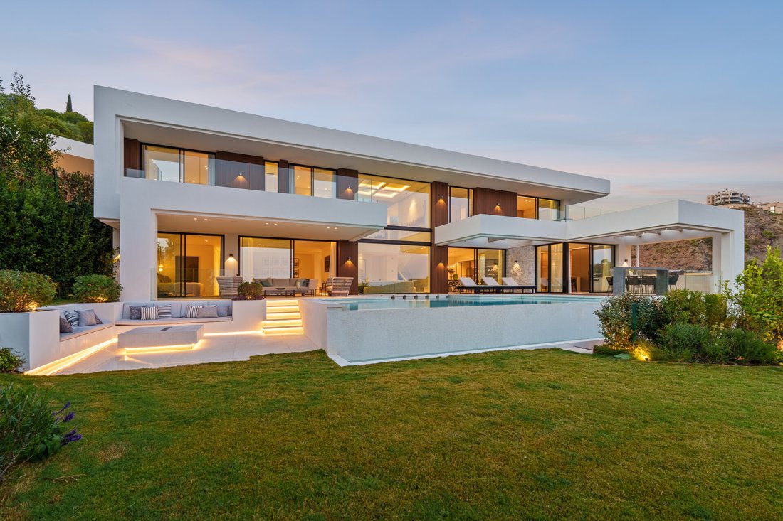 Villa in Marbella, Andalusia, Spain 4 - 17256936
