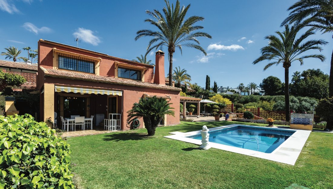 Villa a Marbella, Andalusia, Spagna 1 - 17803210
