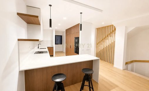 Villa in Loures, Lisbon, Portugal 1