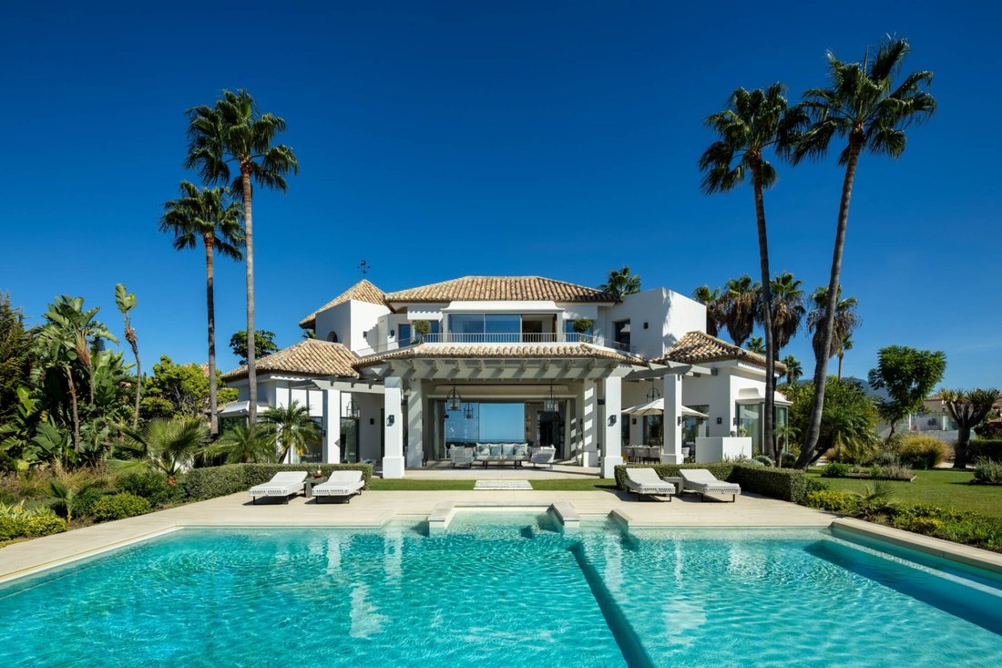 Villa in La Quinta, Benahavis, Andalusia 2 - 17151635