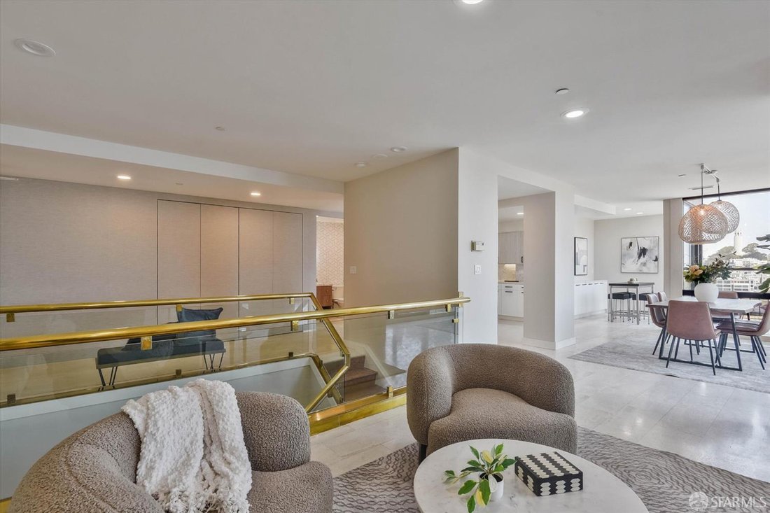 Condo in San Francisco, California, United States 5 - 18022843