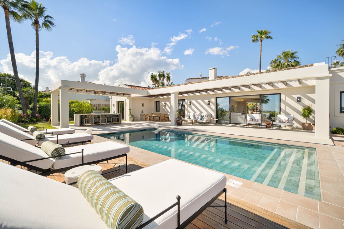 Villa in Marbella, Andalusia, Spain 4 - 16975456