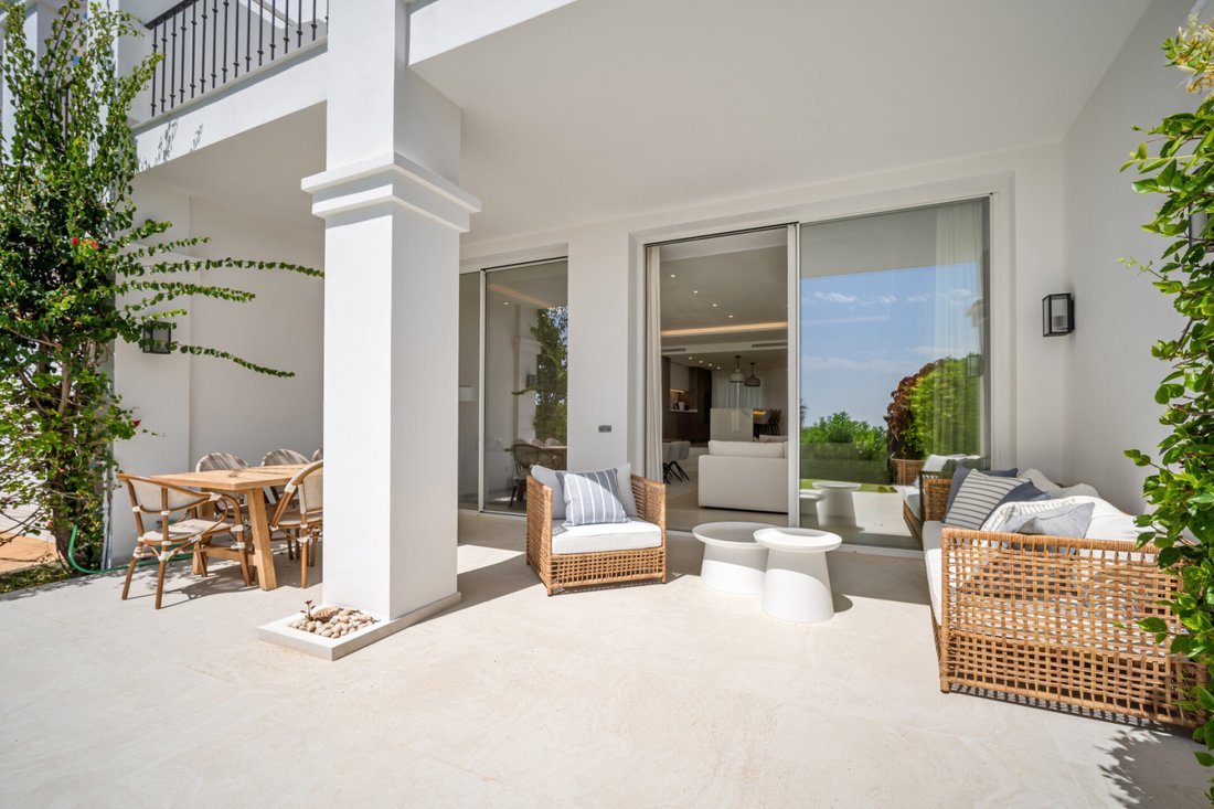 Townhouse in Benahavis, Andalusia, Spain 3 - 16975483