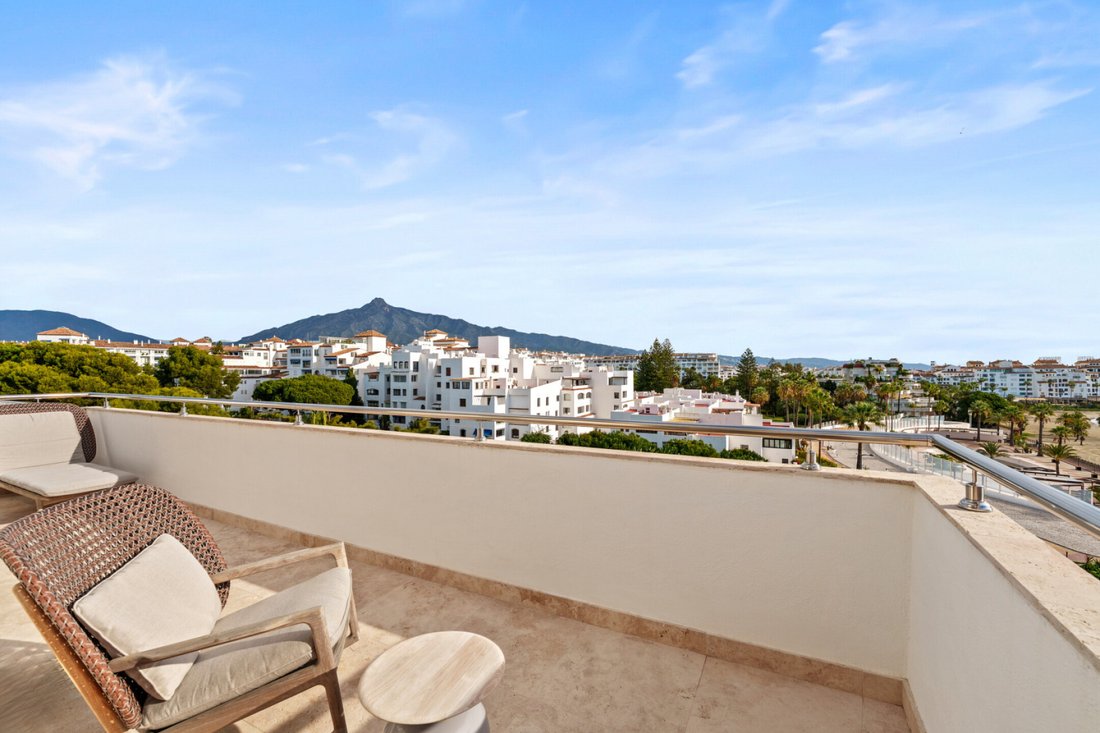 Apartment in Marbella, Andalusia, Spain 2 - 17625998