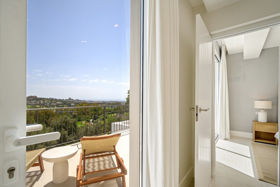 Townhouse in Benahavis, Andalusia, Spain 5 - 16975483