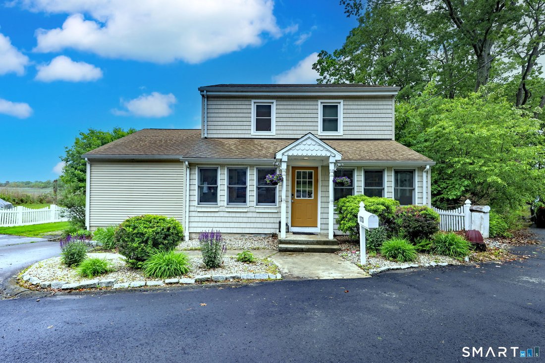 House in East Haven, Connecticut, United States 2 - 18003705