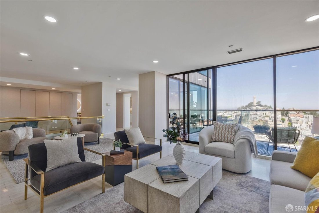 Condo in San Francisco, California, United States 2 - 18022843
