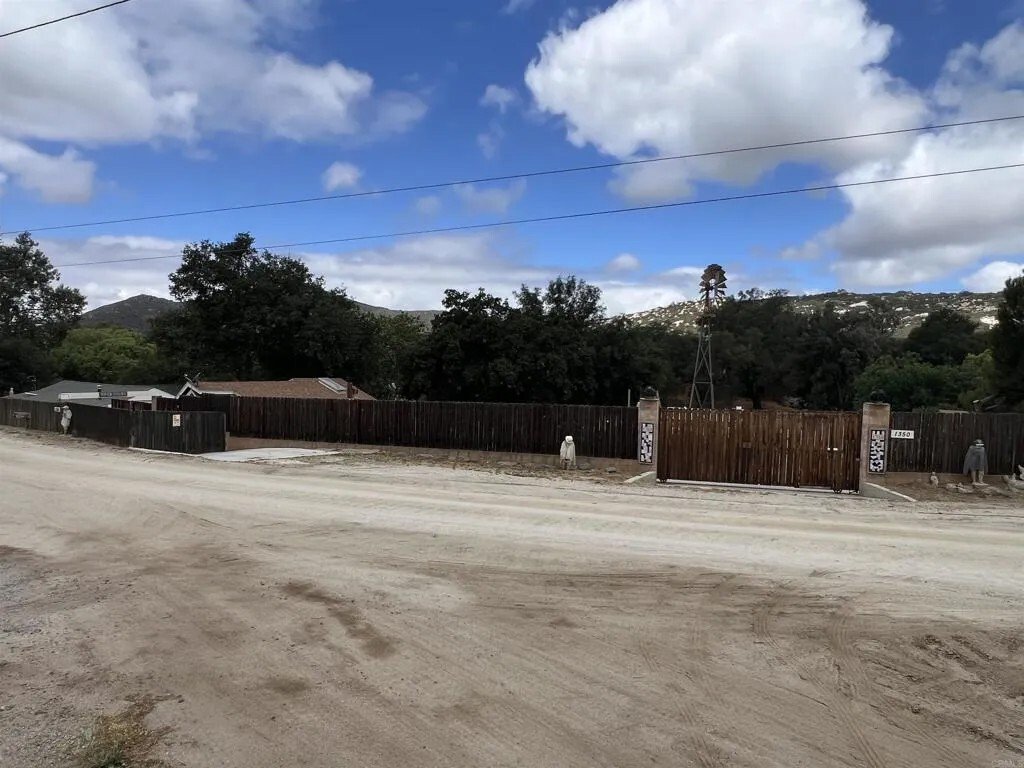 House in Potrero, California, United States 1 - 18022732