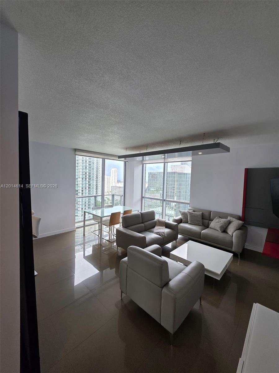 Condo in Miami, Florida, United States 5 - 18022525