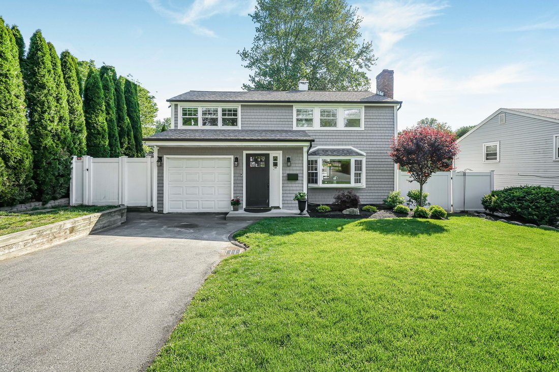 House in Waldwick, New Jersey, United States 1 - 18023677