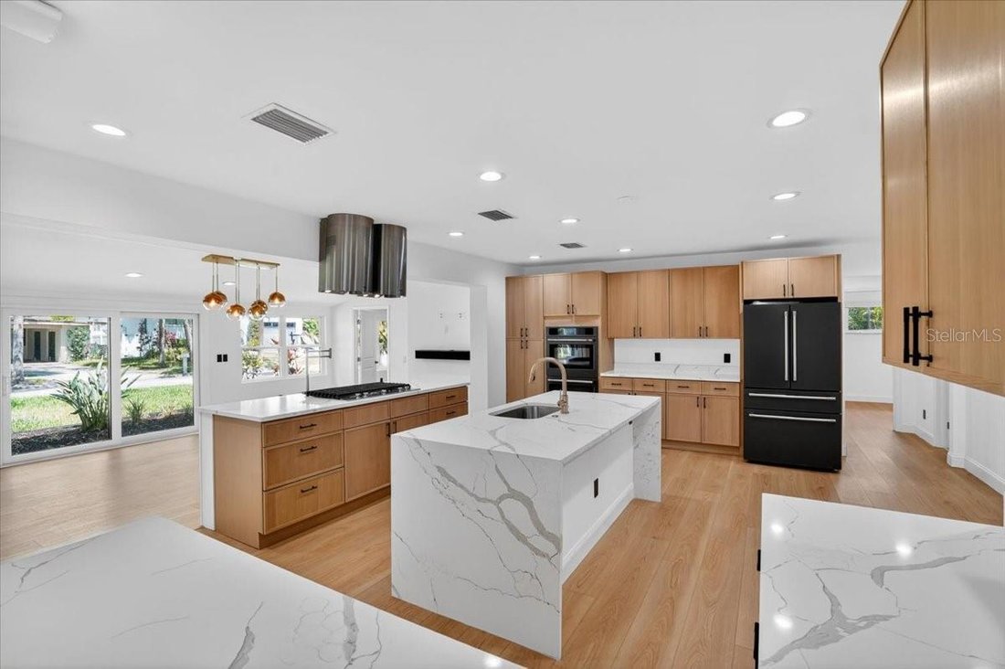 House in Tampa, Florida, United States 2 - 18019602