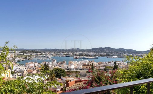 Wohnung in Ibiza, Balearische Inseln, Spanien 1
