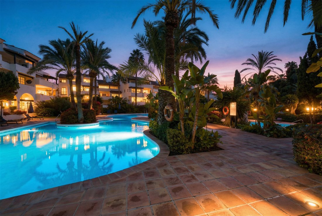 Apartment in Marbella, Andalusia, Spain 4 - 17803212