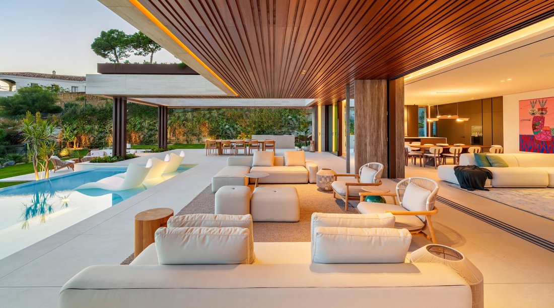 Villa in Marbella, Andalusia, Spain 5 - 16944321