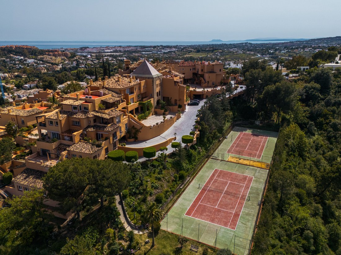 Apartment in Marbella, Andalusia, Spain 5 - 17224934