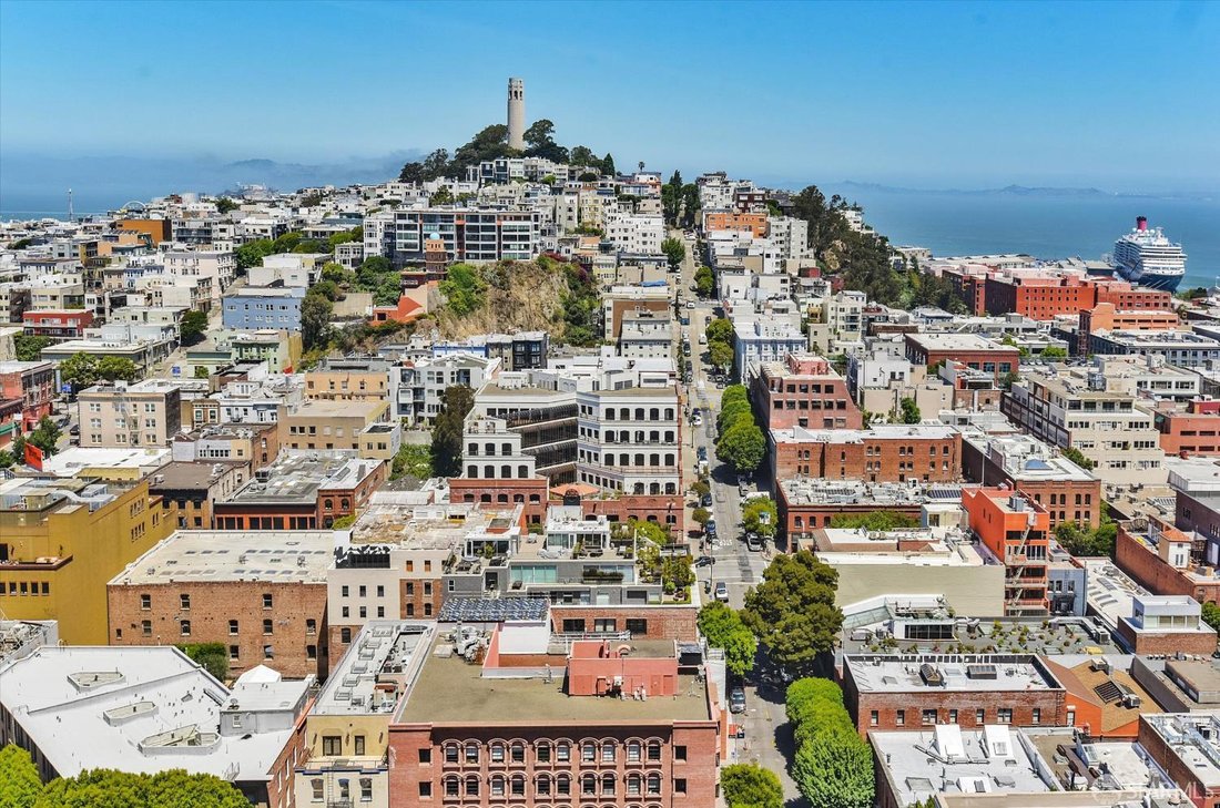 Condo in San Francisco, California, United States 1 - 18022843