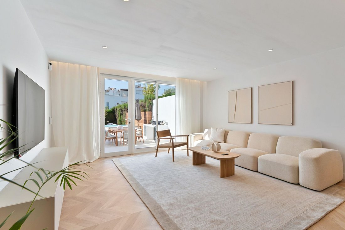 Townhouse in Marbella, Andalusia, Spain 1 - 17626023