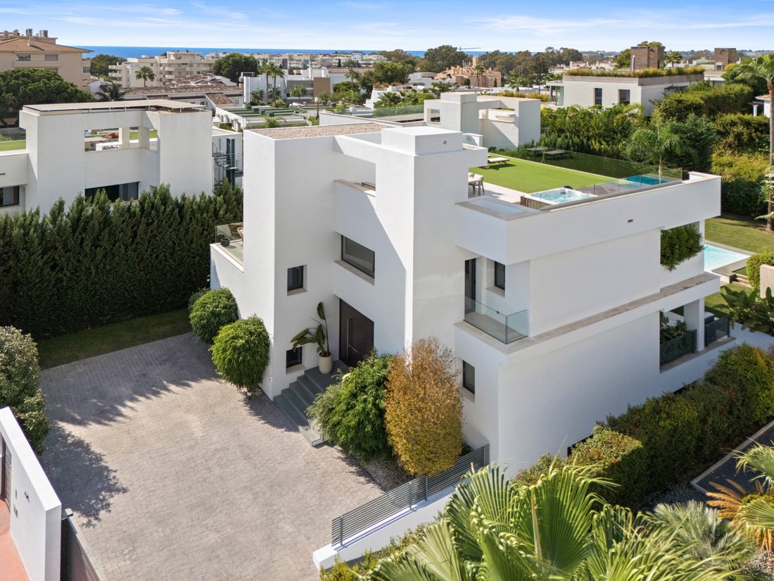 Villa in Marbella, Andalusia, Spain 2 - 17257003