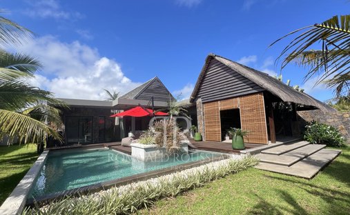 Villa in Cap Malheureux, Rivière du Rempart District, Mauritius 1