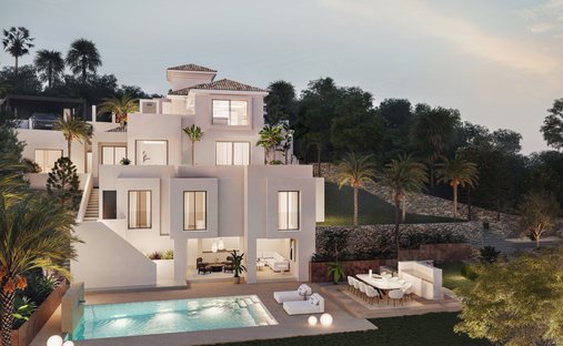Villa in Nueva Andalucia, Marbella, Spain 1