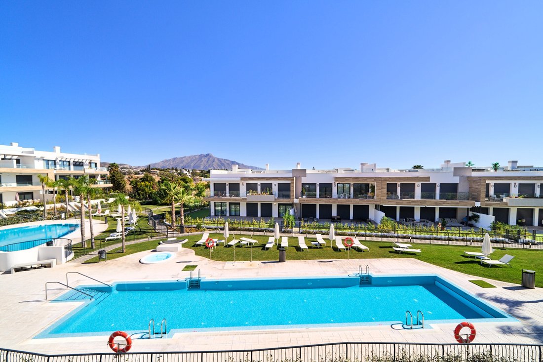 Apartment in Estepona, Andalusia, Spain 4 - 15969003
