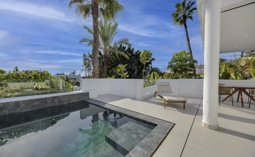 Apartment in Estepona, Andalusia, Spain 1