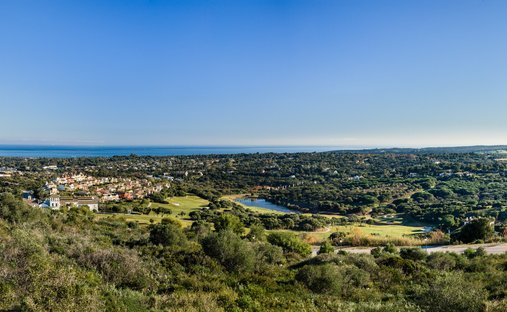 Land in Sotogrande, San Roque, Andalusien 1