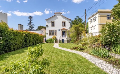 Villa in Oeiras e Sao Juliao da Barra, Paco de Arcos e Caxias, Lisbon, Portugal 1