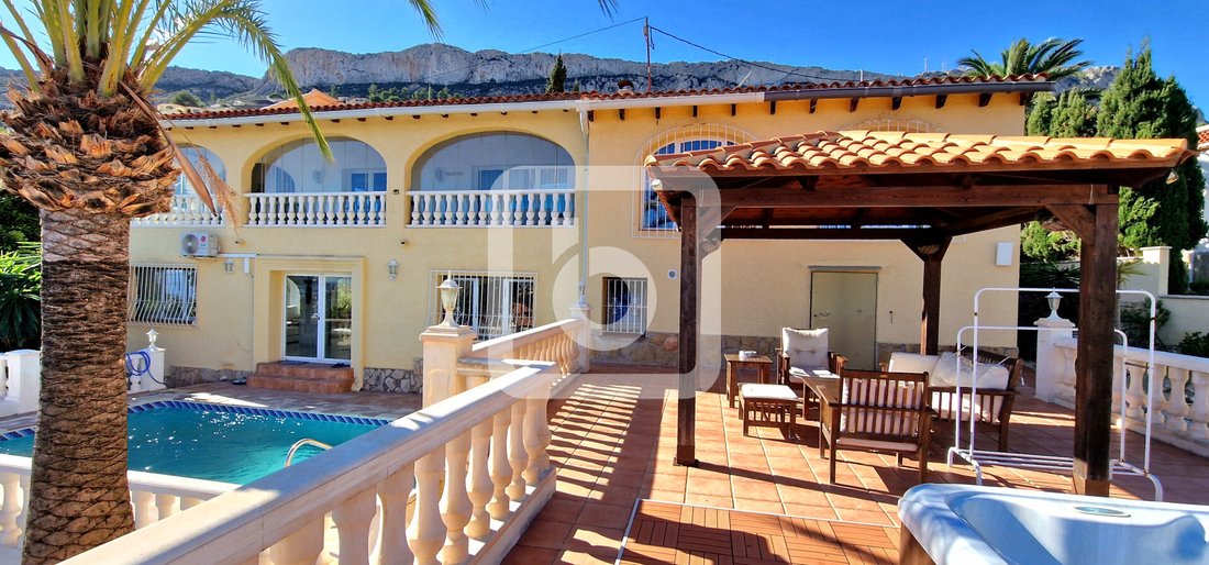 Villa in Calp / Calpe, Valencian Community, Spain 2 - 16610886
