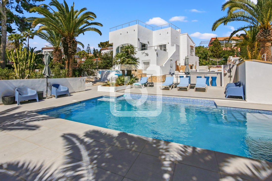 Villa in Moraira, Teulada, Valencian Community 1 - 17433836