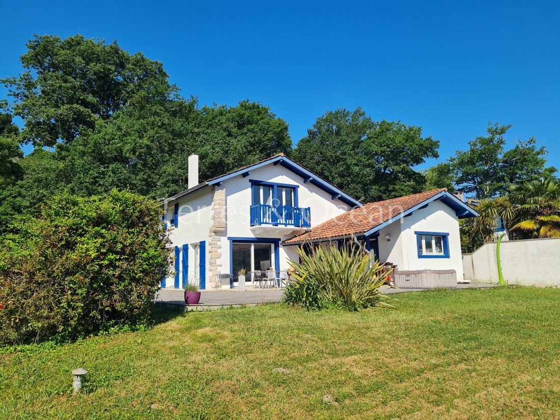 House in Bassussarry, Nouvelle-Aquitaine, France 1 - 17676743