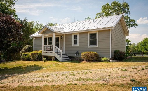 House in Mineral, Virginia, United States 1