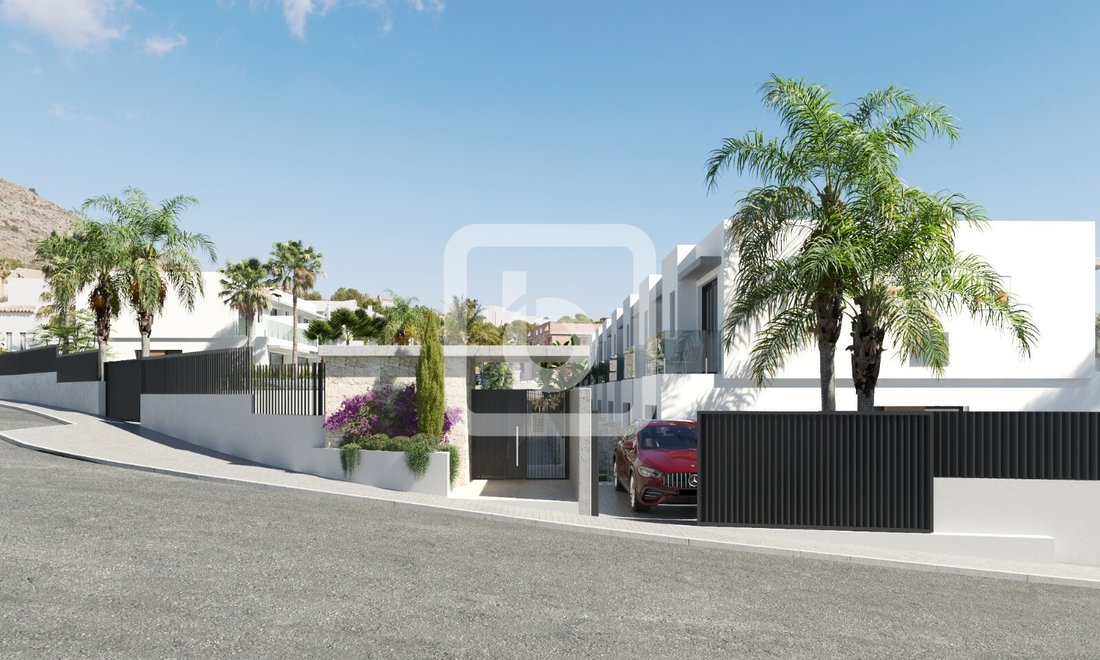 Bungalow in Finestrat, Valencian Community, Spain 2 - 15441790