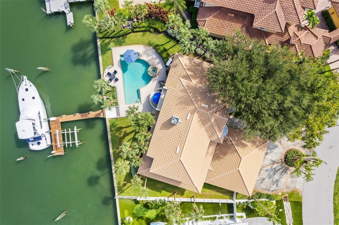House in St. Petersburg, Florida, United States 2 - 18019605