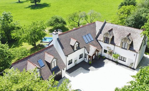 House in Clifton upon Dunsmore, England 1