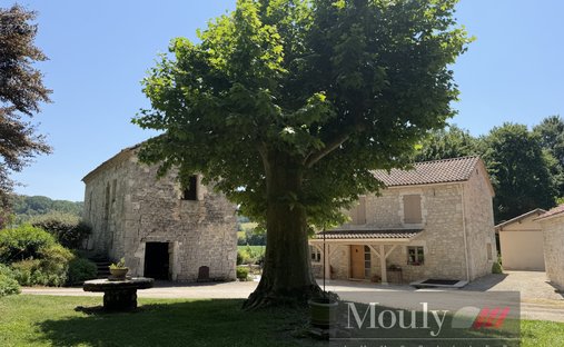 House in Lendou-en-Quercy, Occitania, France 1