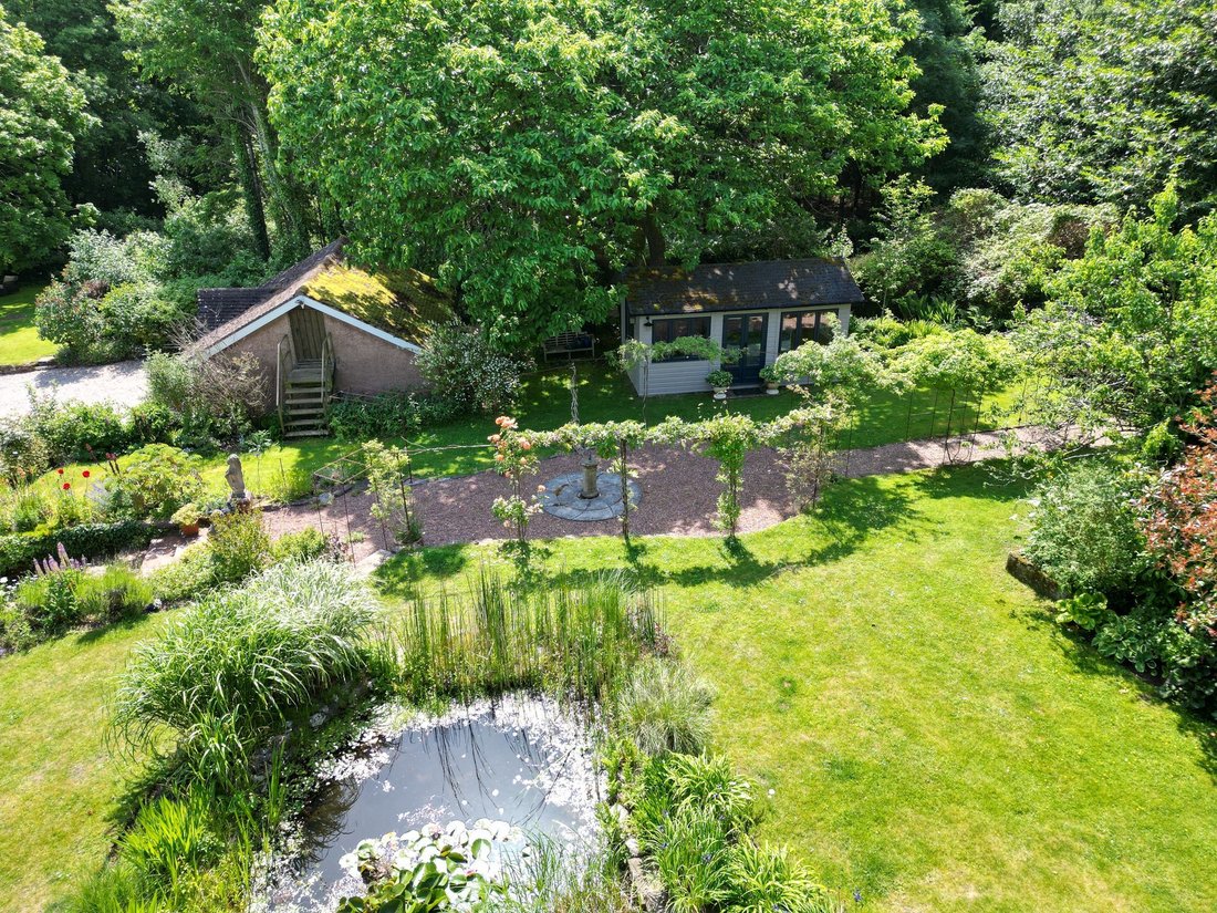 House in Mamhead, England 3 - 16540703