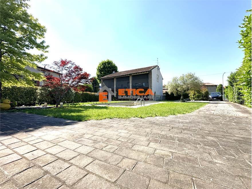 Villa in Vailate, Lombardy, Italy 2 - 18022587