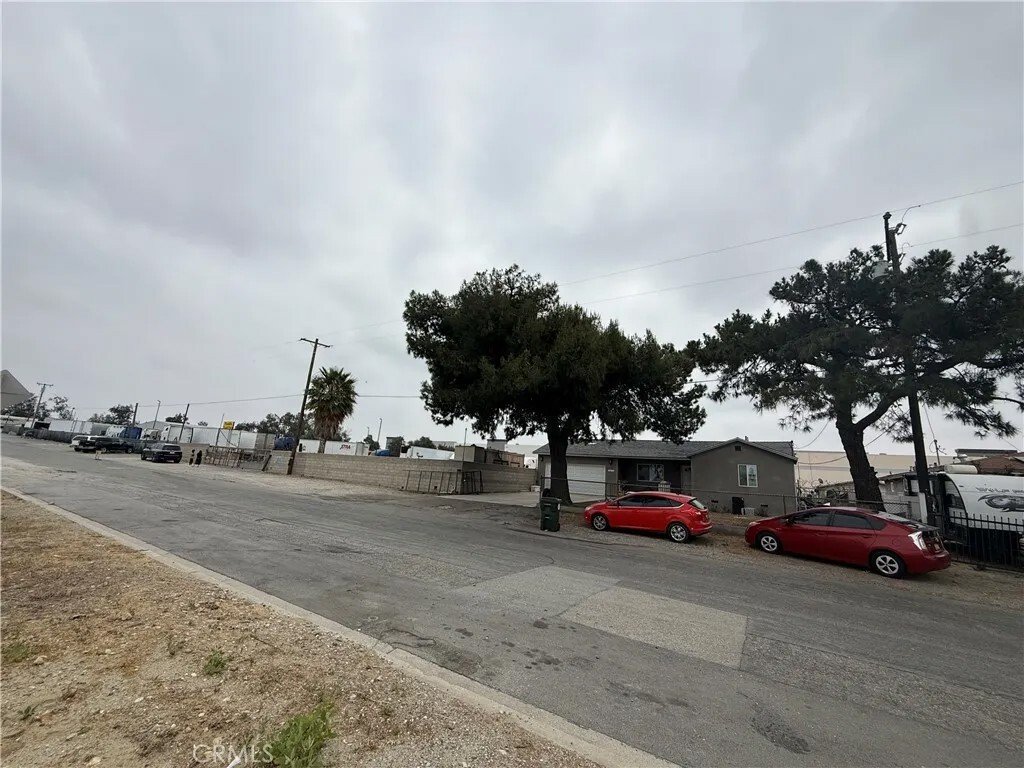 House in Fontana, California, United States 2 - 18022712